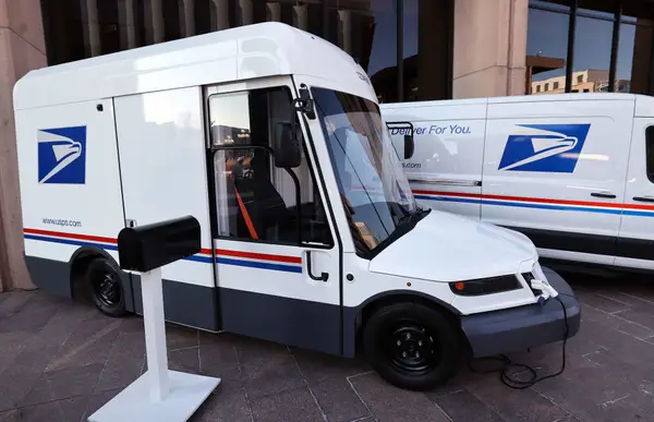 new style mail truck